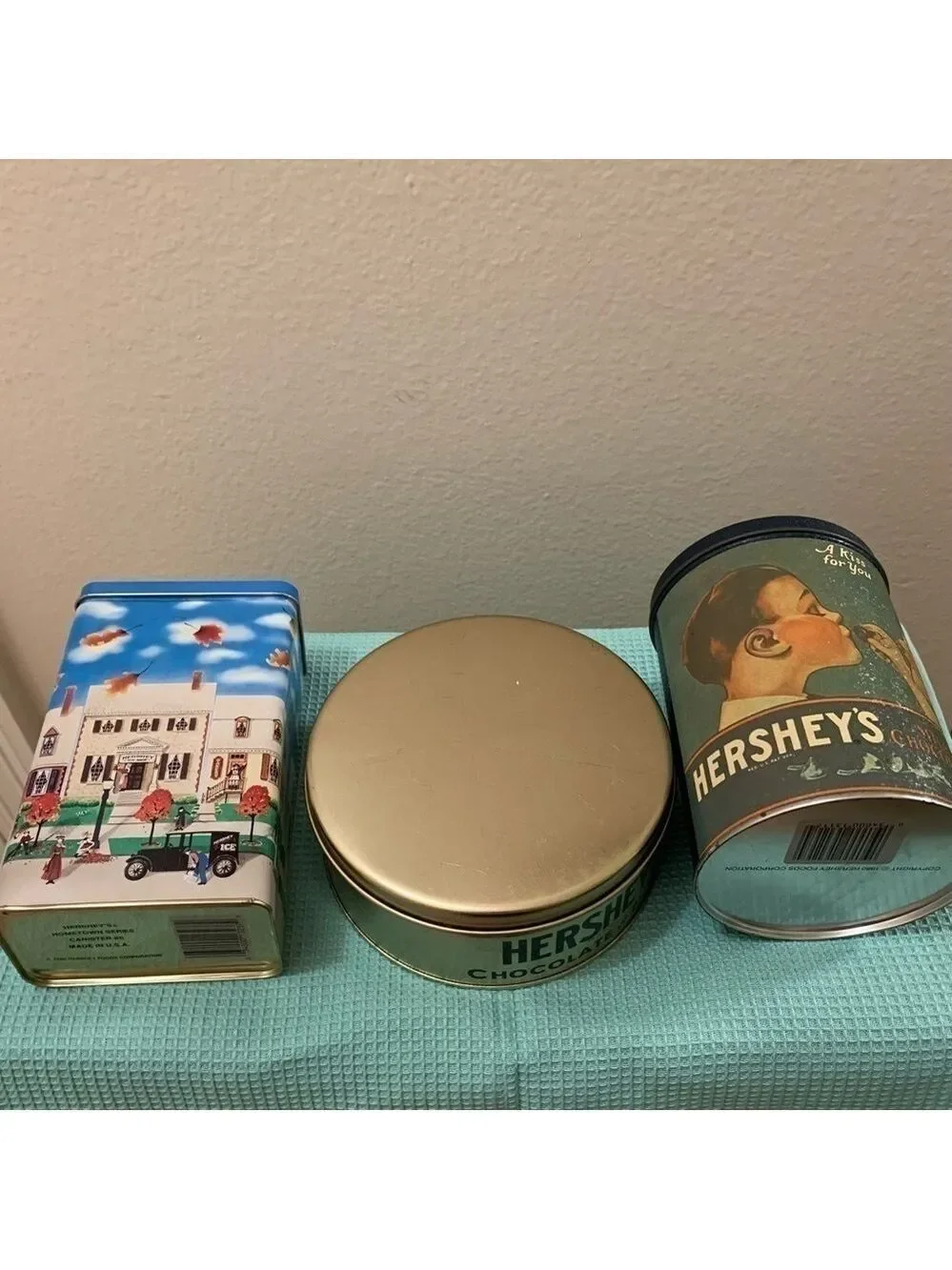 HERSHEY’S vintage three tins set 1980 milk chocolate kisses 1990 hometown #6